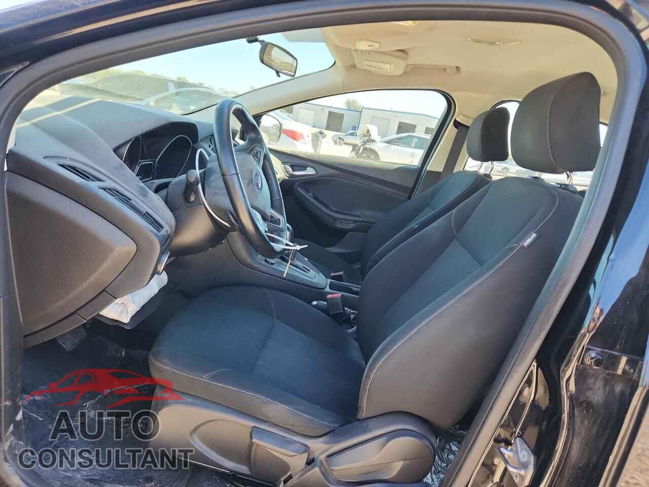 FORD FOCUS 2015 - 1FADP3F27FL306701