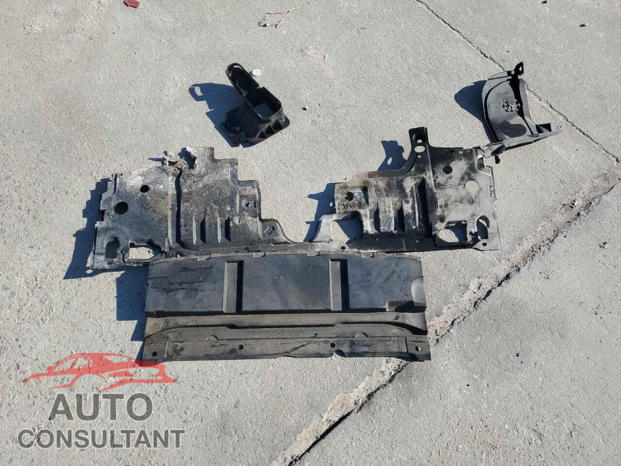 HONDA ACCORD 2013 - 1HGCR2F33DA148564