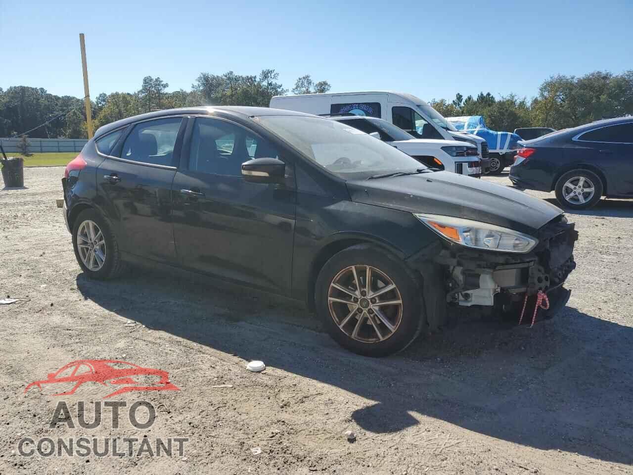 FORD FOCUS 2017 - 1FADP3K26HL202189