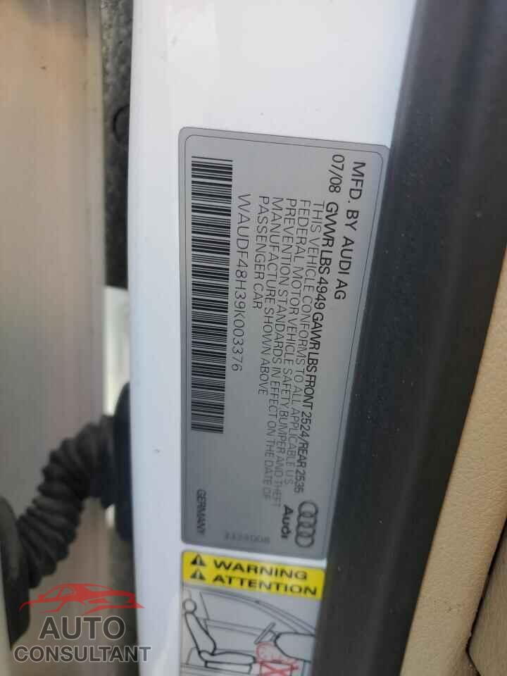 AUDI A4 2009 - WAUDF48H39K003376