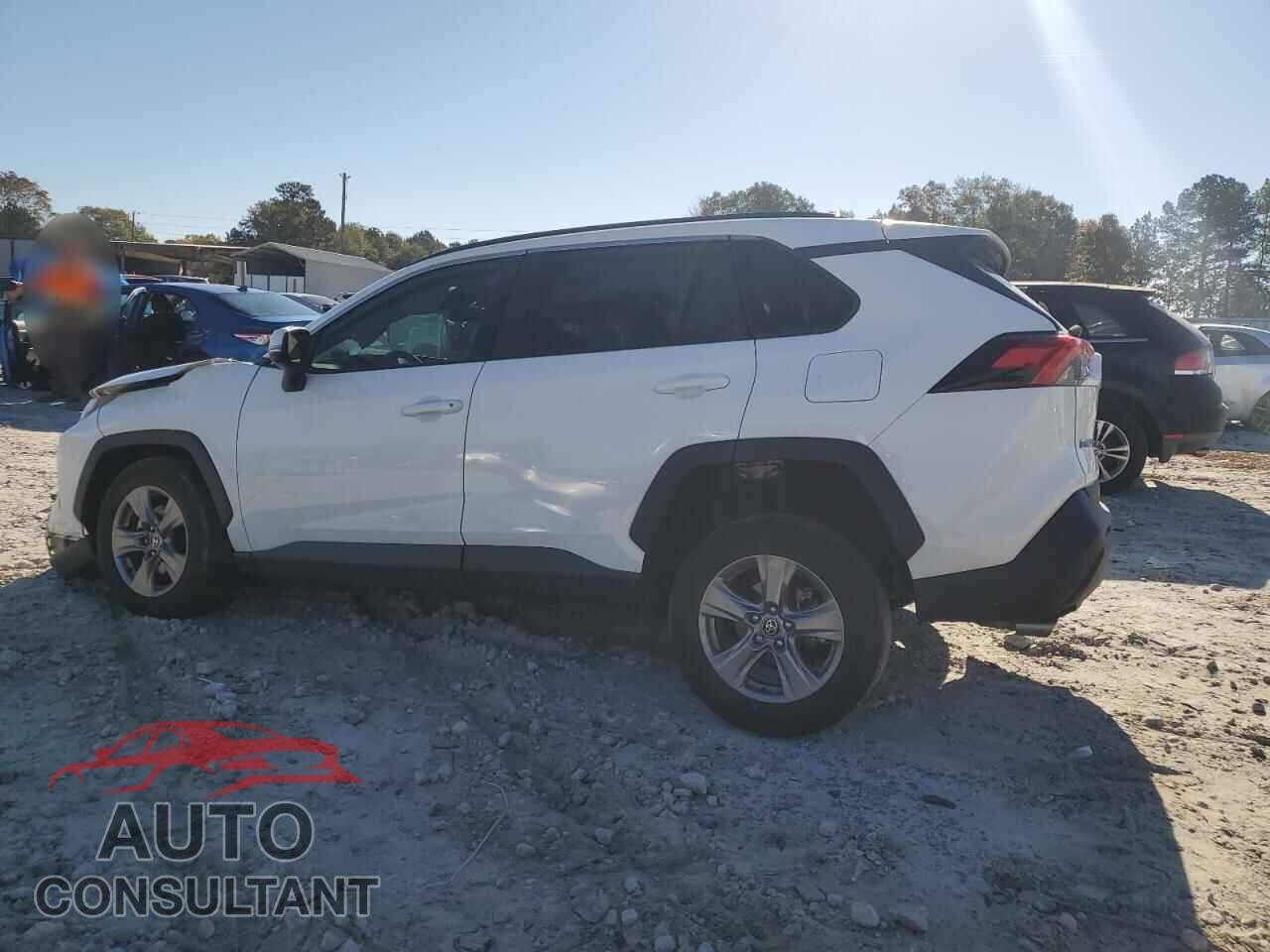 TOYOTA RAV4 2023 - 2T3W1RFVXPC230036
