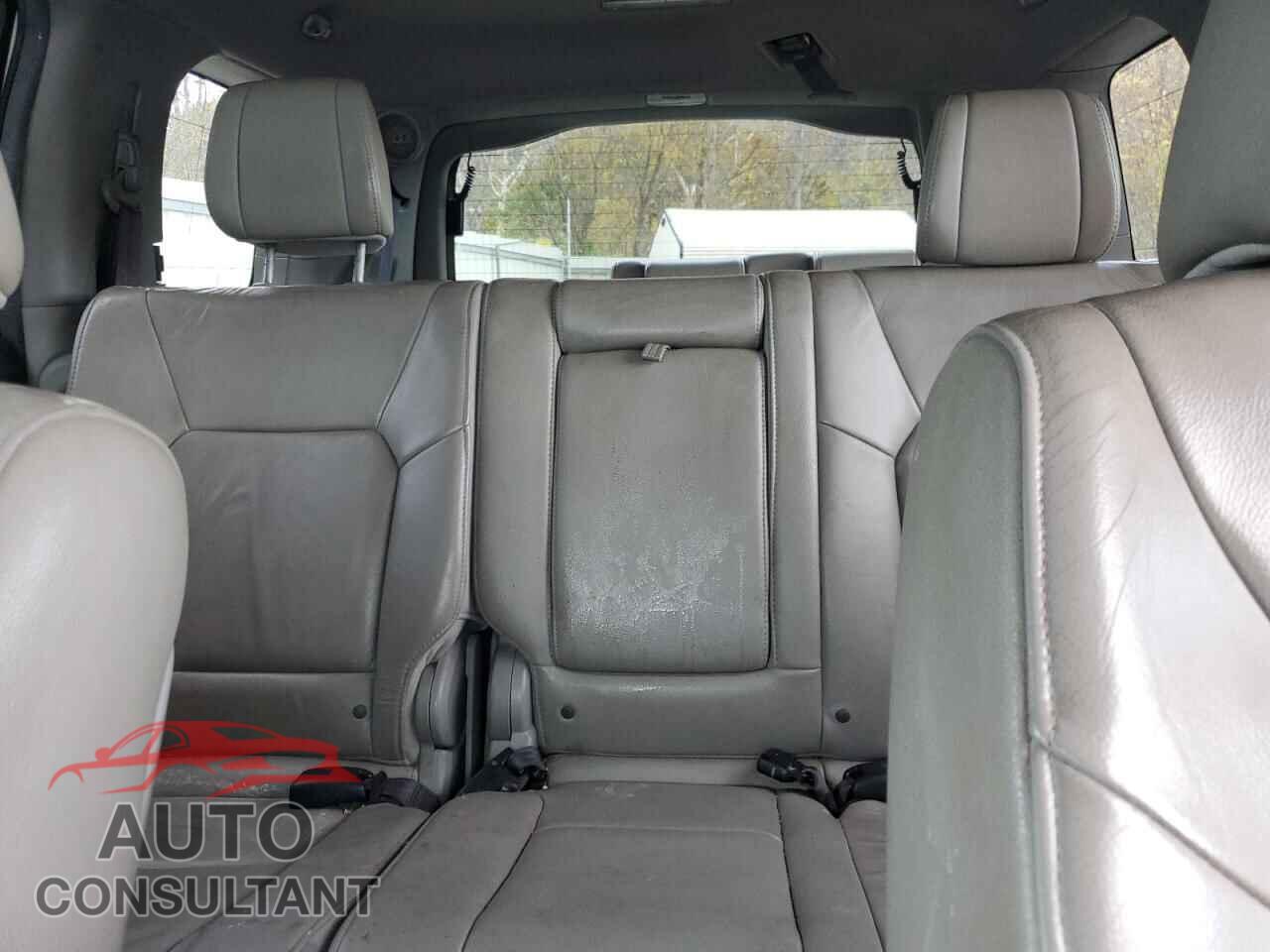 HONDA PILOT 2012 - 5FNYF4H96CB039435