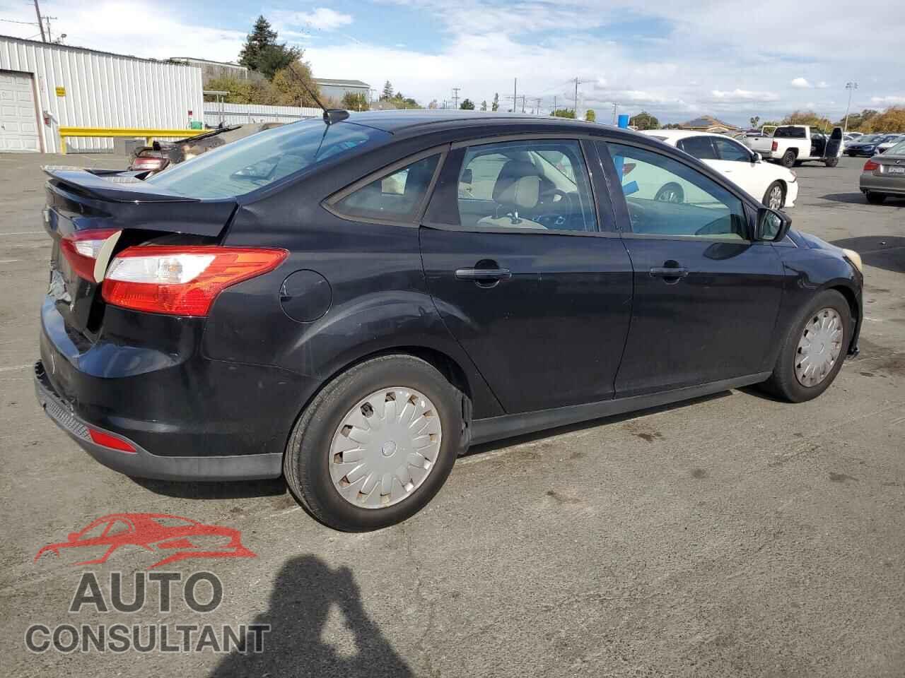 FORD FOCUS 2012 - 1FAHP3F22CL120402