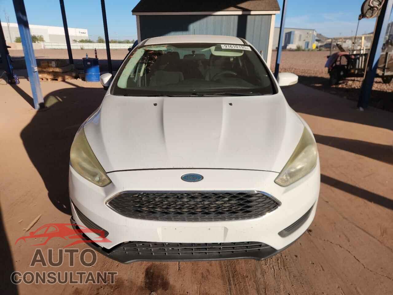 FORD FOCUS 2015 - 1FADP3F26FL263792