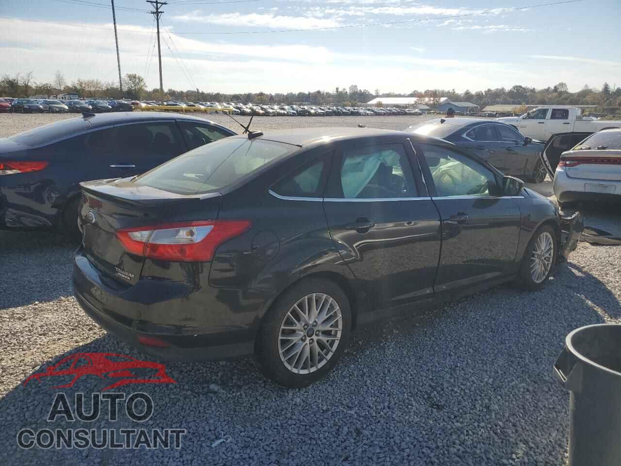 FORD FOCUS 2014 - 1FADP3J25EL241031