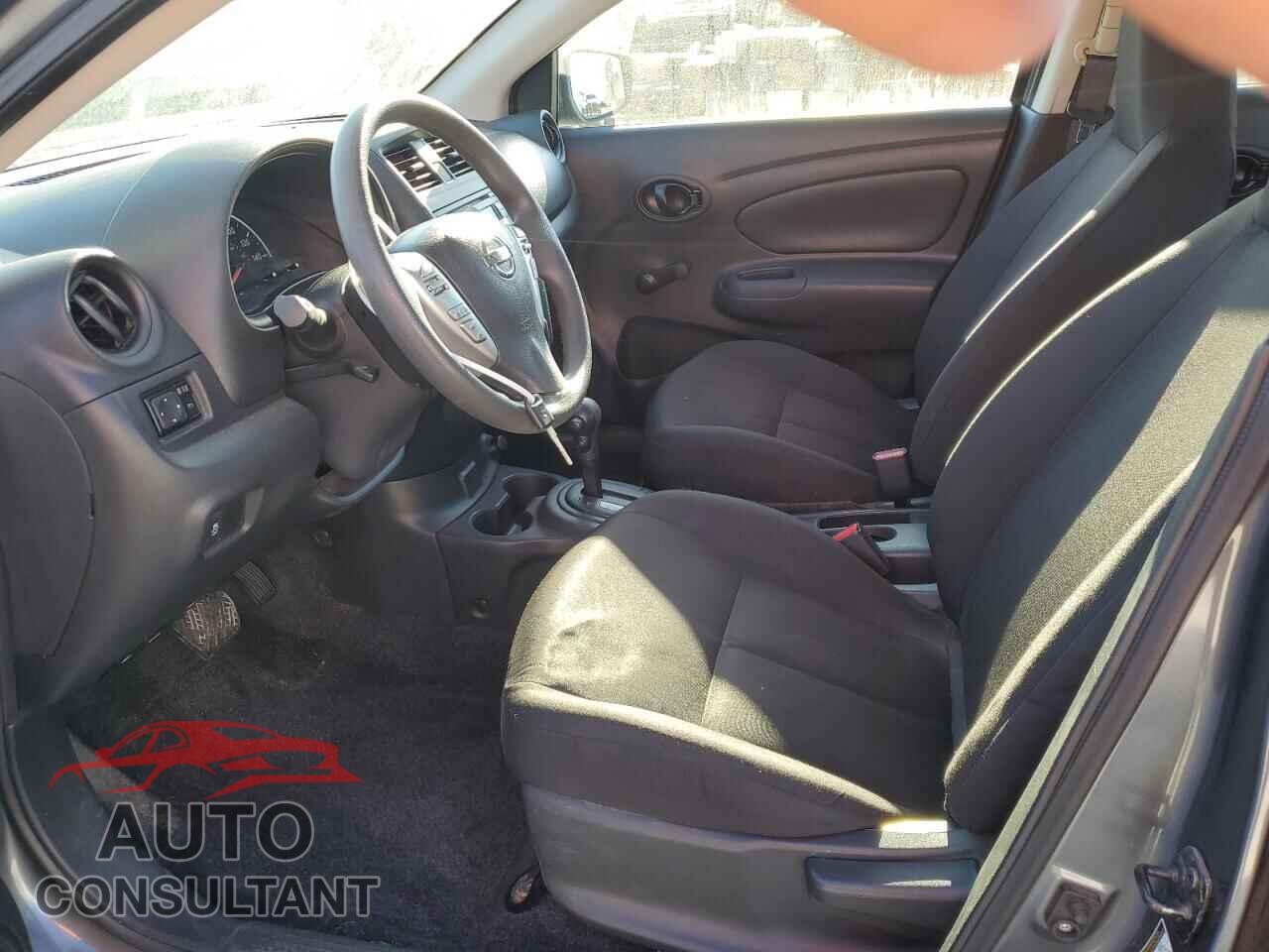 NISSAN VERSA 2017 - 3N1CN7AP3HL804569