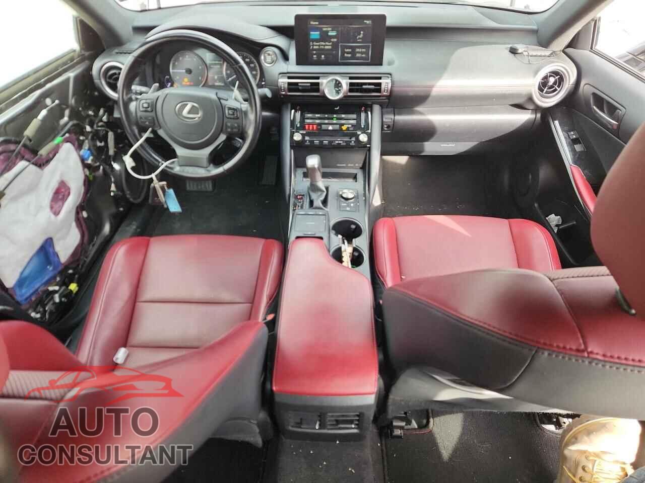 LEXUS IS 2022 - JTHAA1D29N5121413