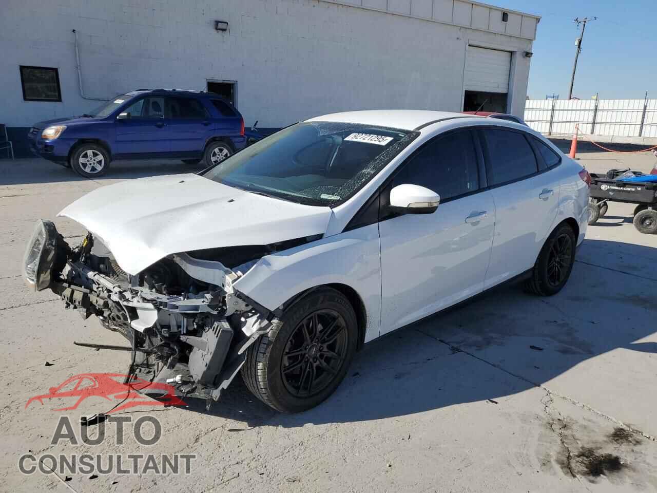 FORD FOCUS 2017 - 1FADP3FE5HL223538