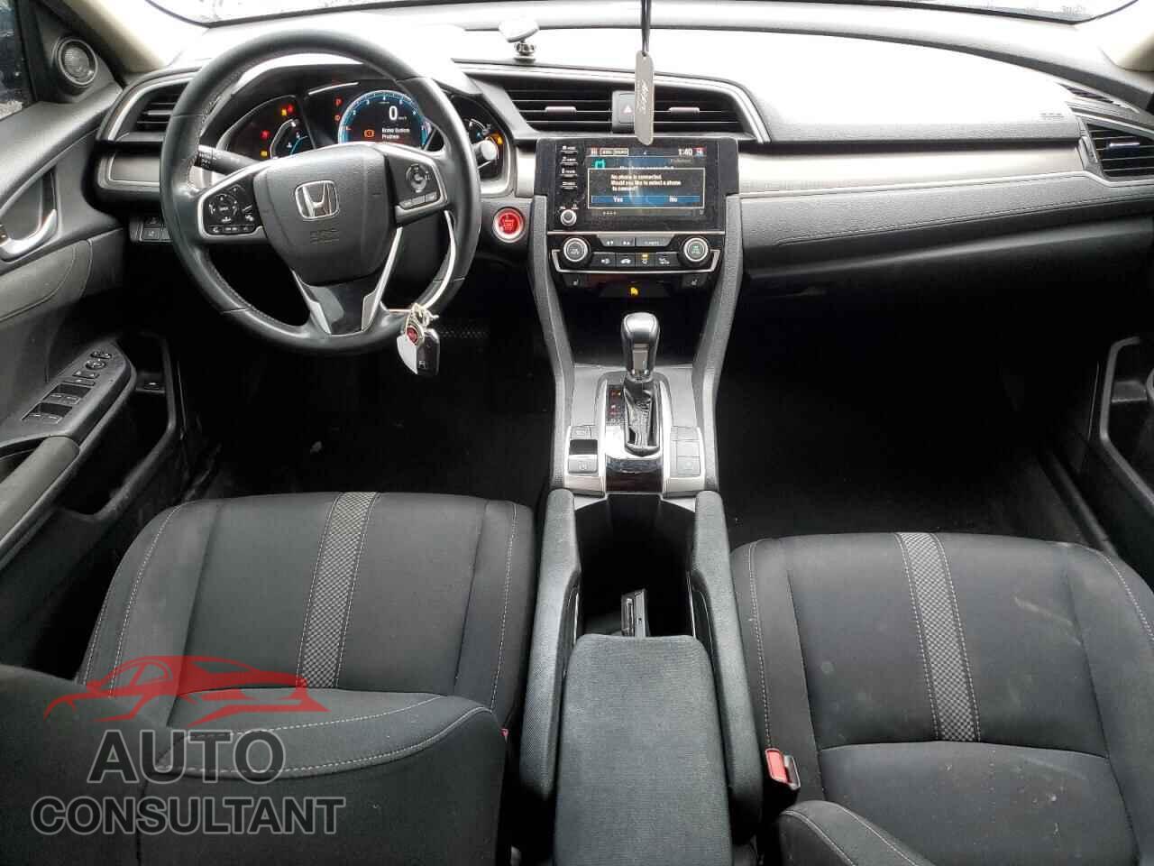 HONDA CIVIC 2019 - 2HGFC2F73KH038209