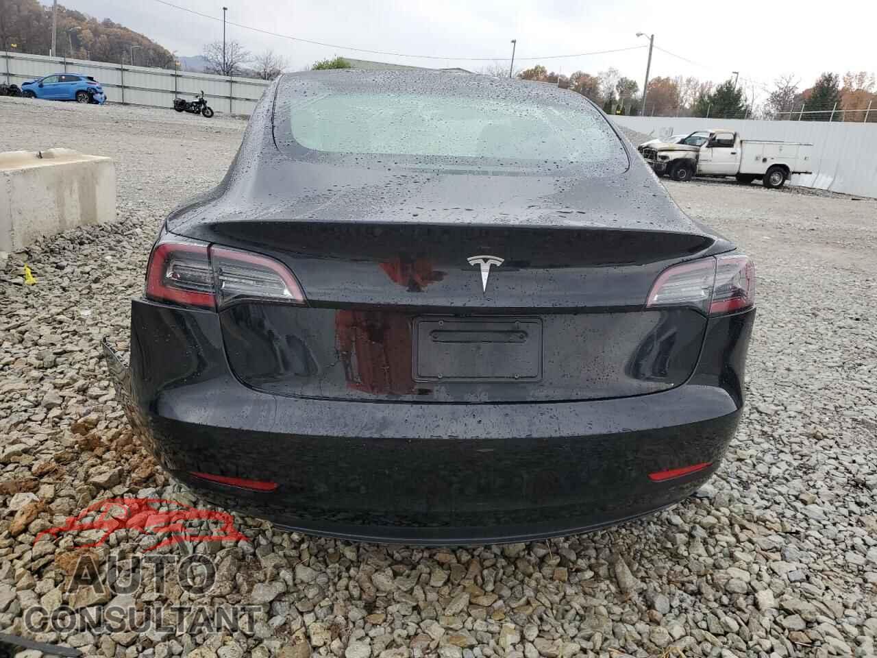 TESLA MODEL 3 2023 - 5YJ3E1EA1PF438544