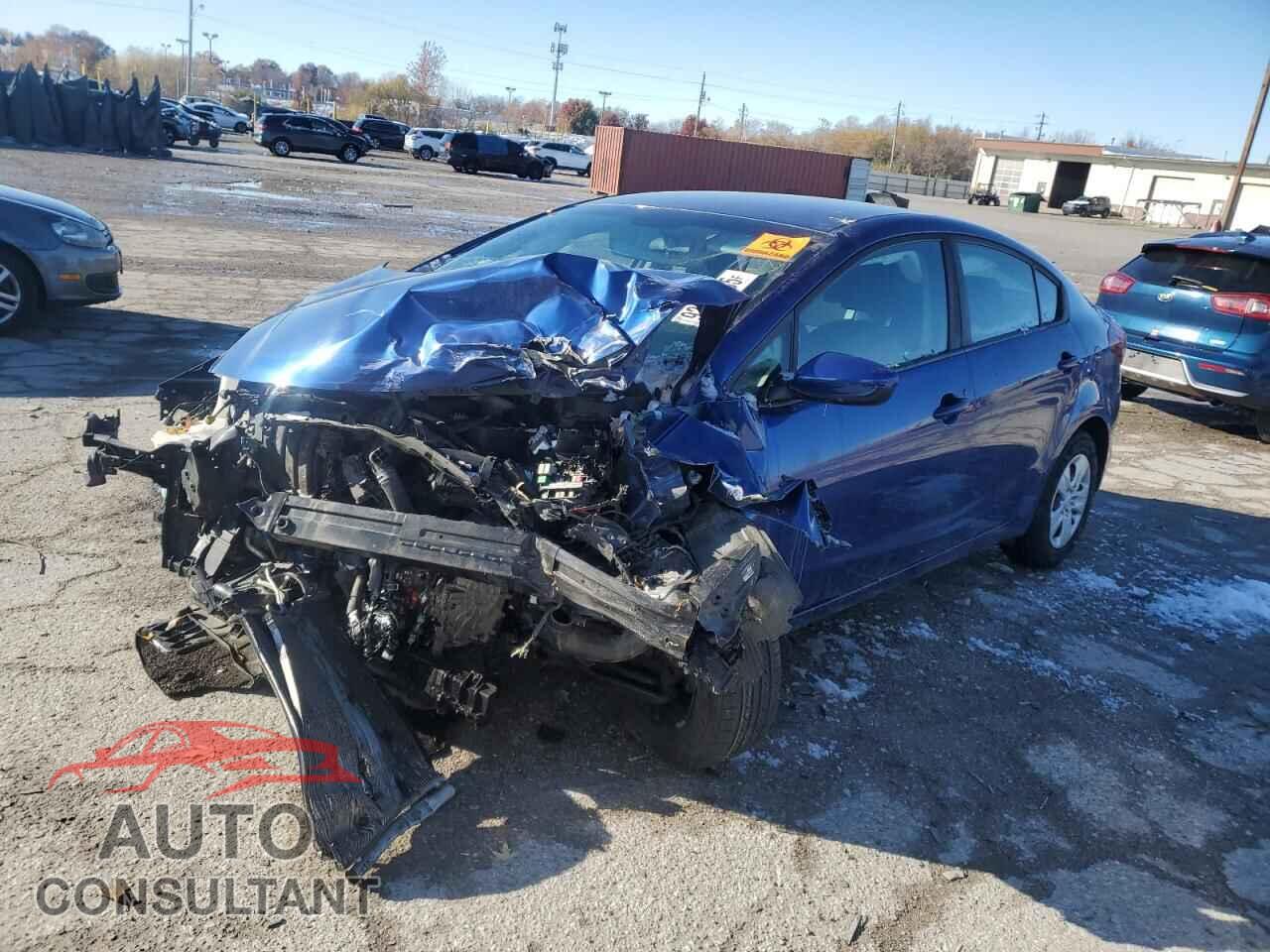KIA FORTE 2018 - 3KPFK4A73JE185077