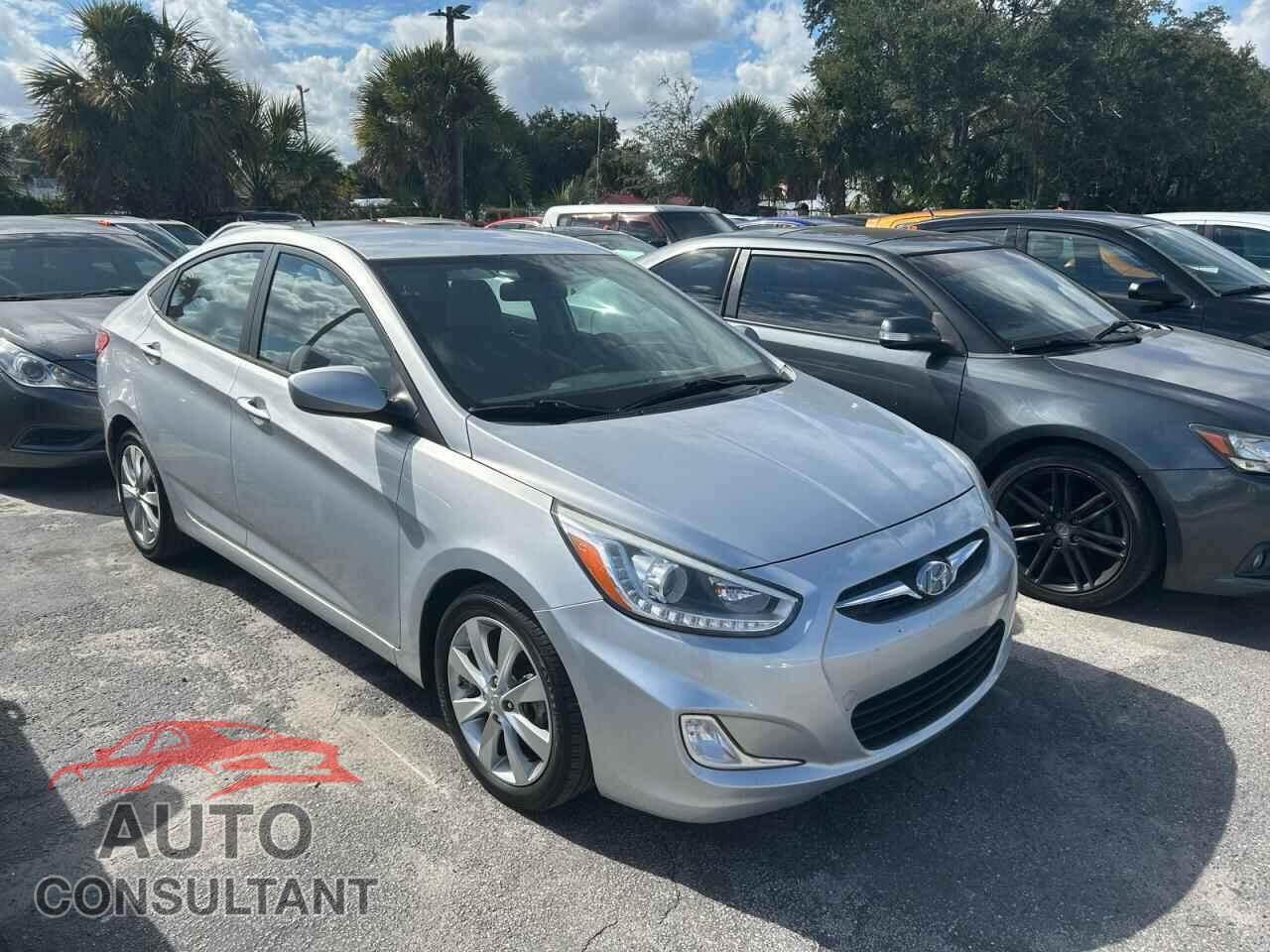 HYUNDAI ACCENT 2014 - KMHCU4AE2EU614434