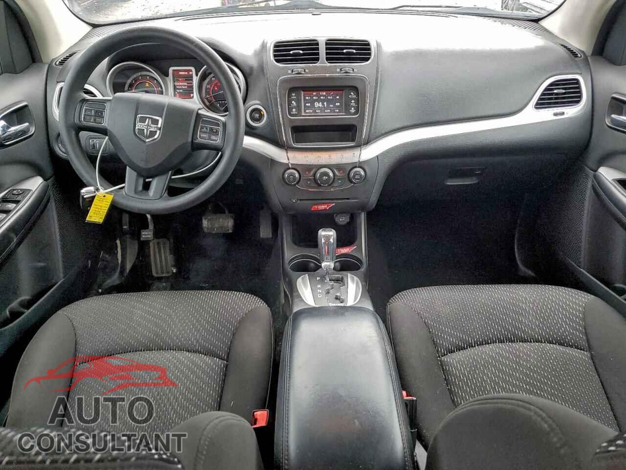 DODGE JOURNEY 2015 - 3C4PDCAB0FT679042