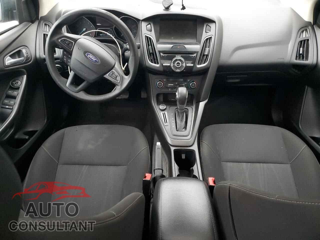 FORD FOCUS 2017 - 1FADP3H26HL248290