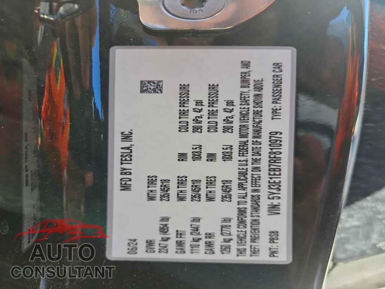 TESLA MODEL 3 2024 - 5YJ3E1EB7RF810979
