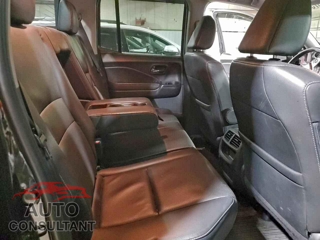 HONDA RIDGELINE 2017 - 5FPYK3F64HB004762