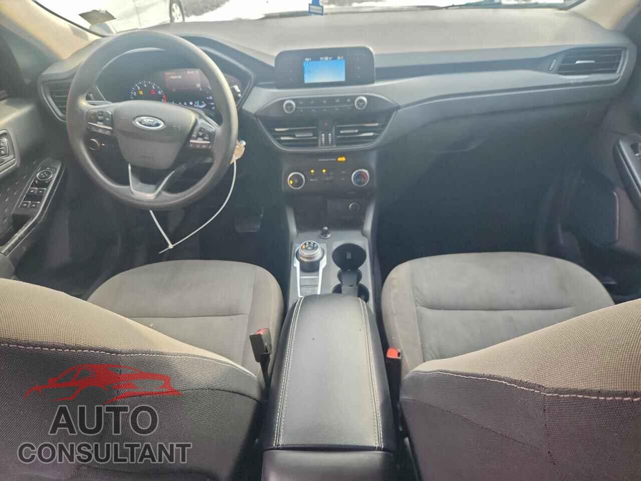 FORD ESCAPE 2020 - 1FMCU0F63LUA04128