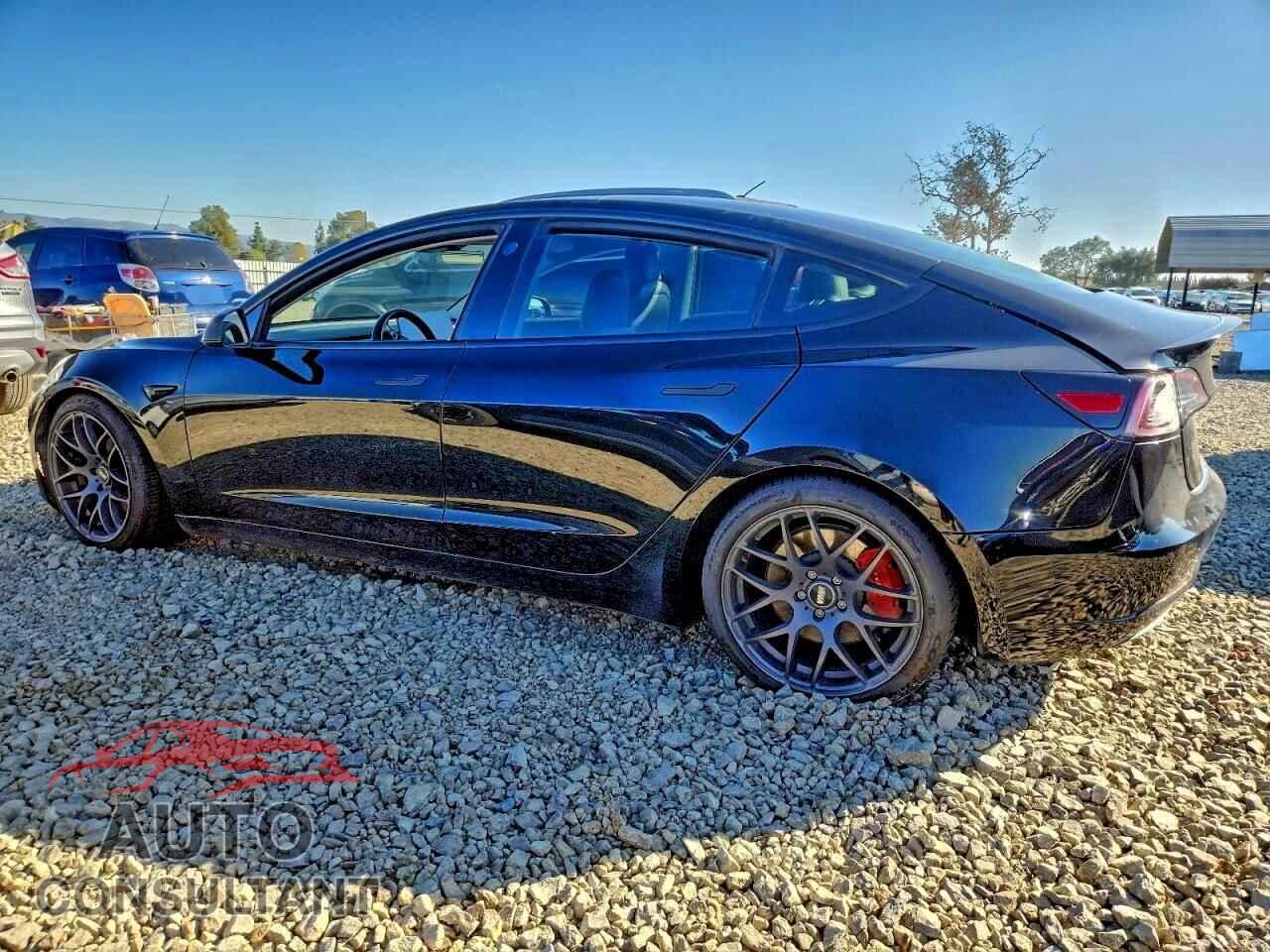 TESLA MODEL 3 2018 - 5YJ3E1EB4JF082350