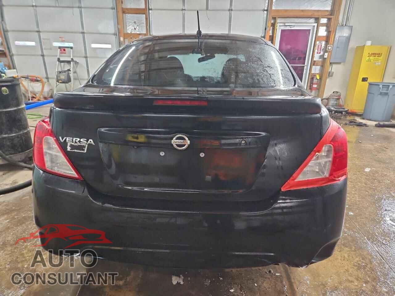 NISSAN VERSA 2019 - 3N1CN7AP1KL802486