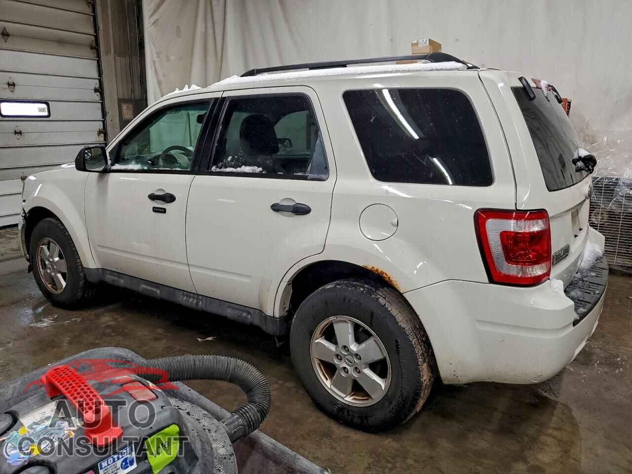 FORD ESCAPE 2012 - 1FMCU9D73CKB39301