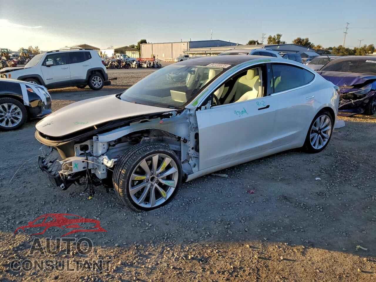 TESLA MODEL 3 2020 - 5YJ3E1EA2LF717706