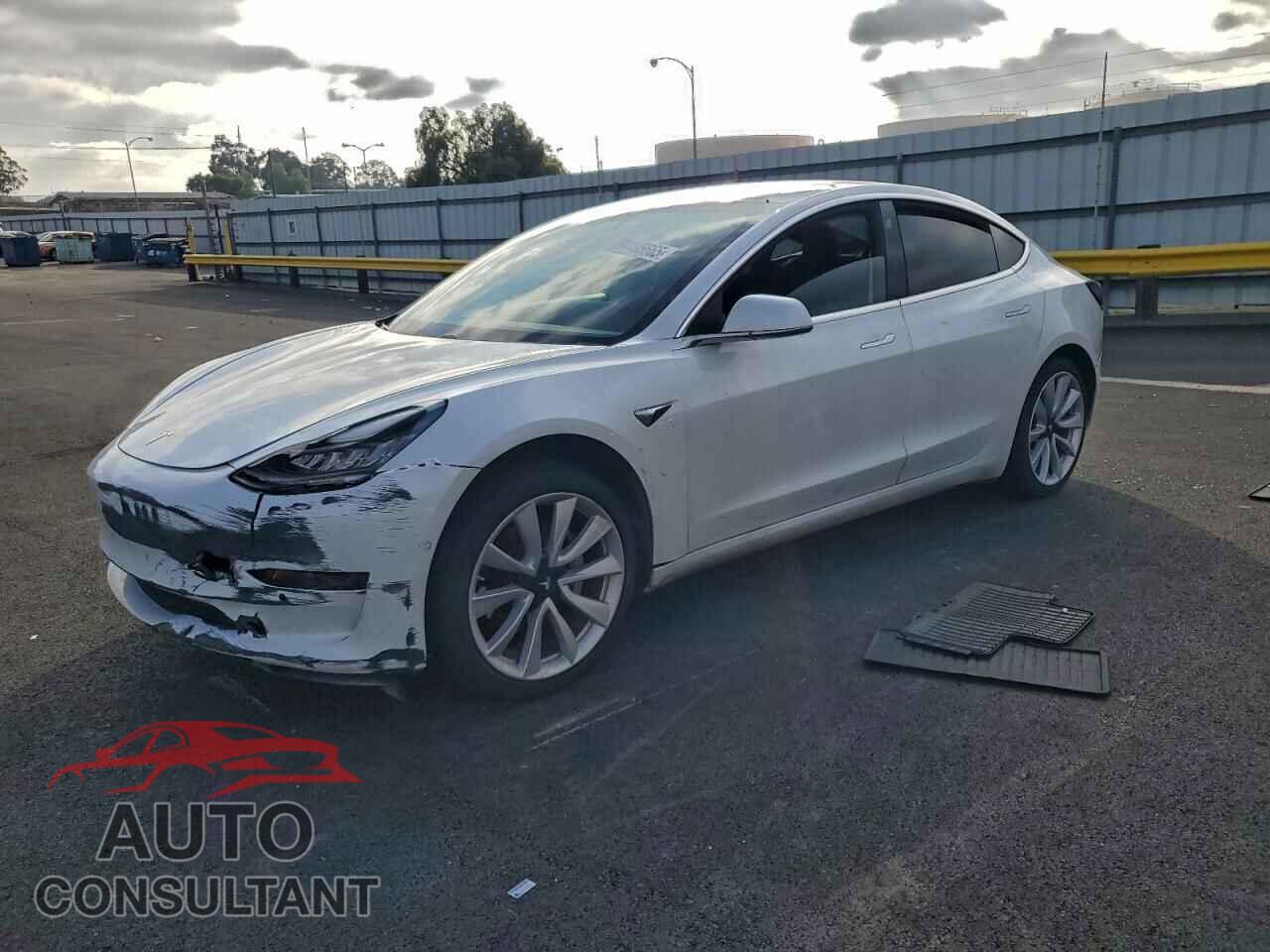 TESLA MODEL 3 2018 - 5YJ3E1EAXJF046248
