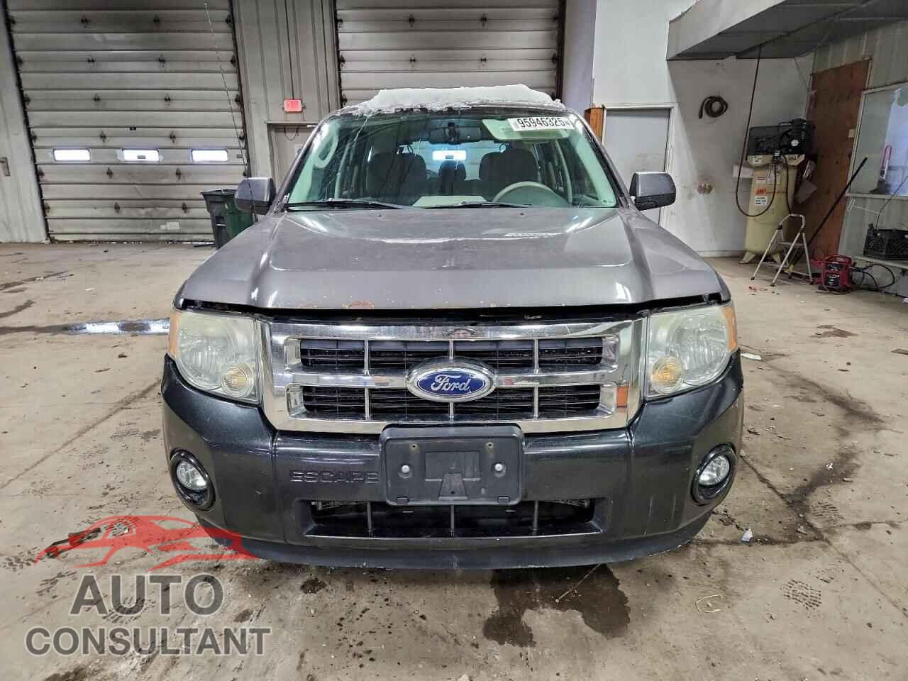 FORD ESCAPE 2011 - 1FMCU9C76BKB75323