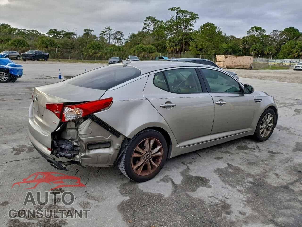 KIA OPTIMA 2011 - KNAGN4A72B5154313