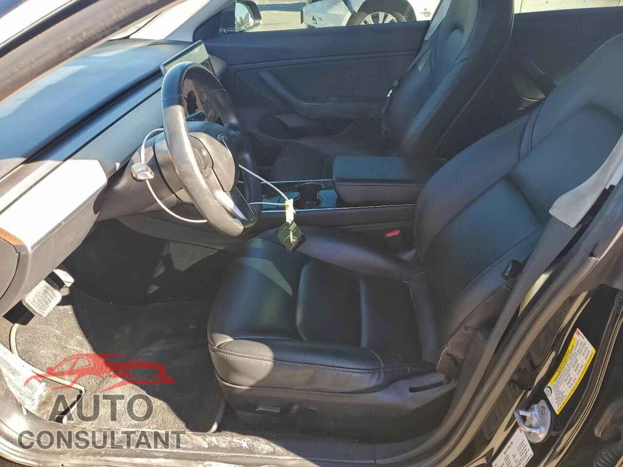 TESLA MODEL 3 2018 - 5YJ3E1EA6JF157430