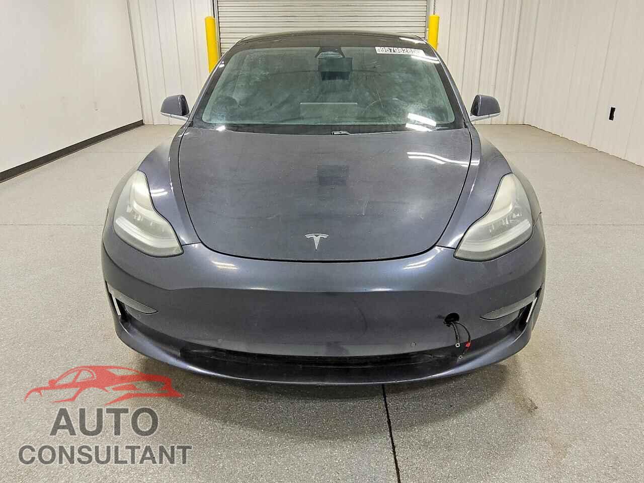 TESLA MODEL 3 2019 - 5YJ3E1EA7KF416220