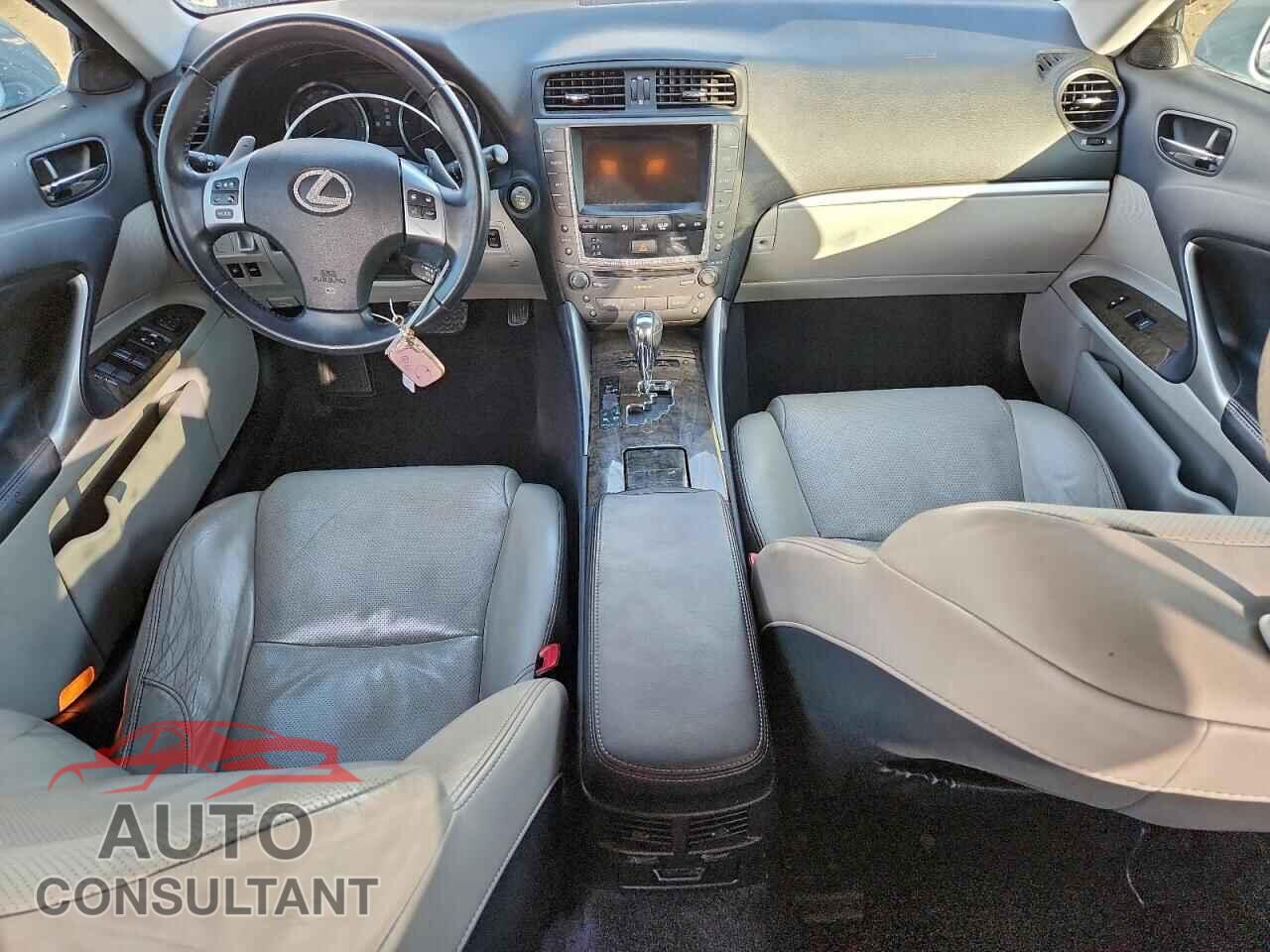 LEXUS IS 2011 - JTHBF5C29B5139694