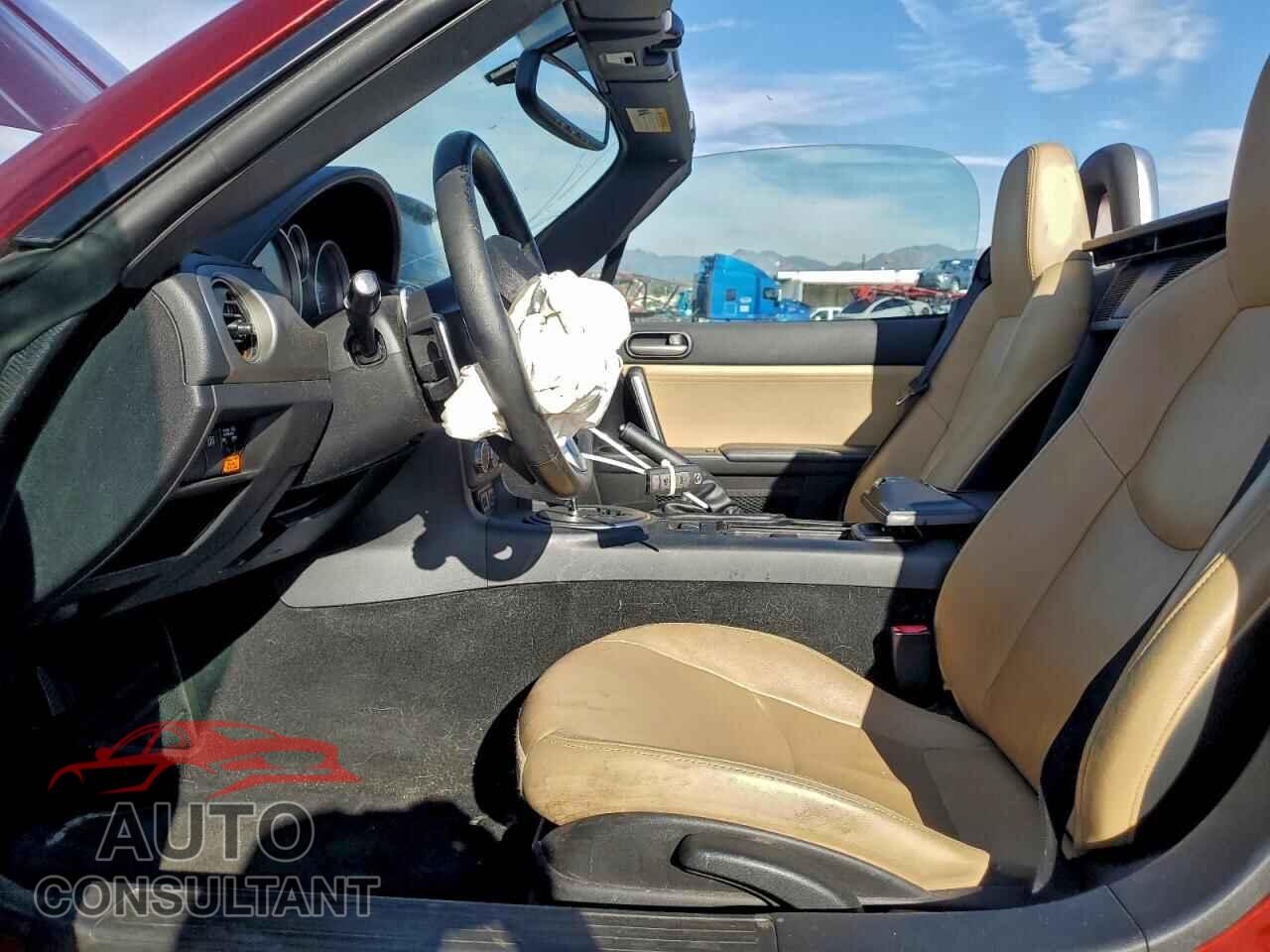 MAZDA MX5 2011 - JM1NC2PF0B0213472