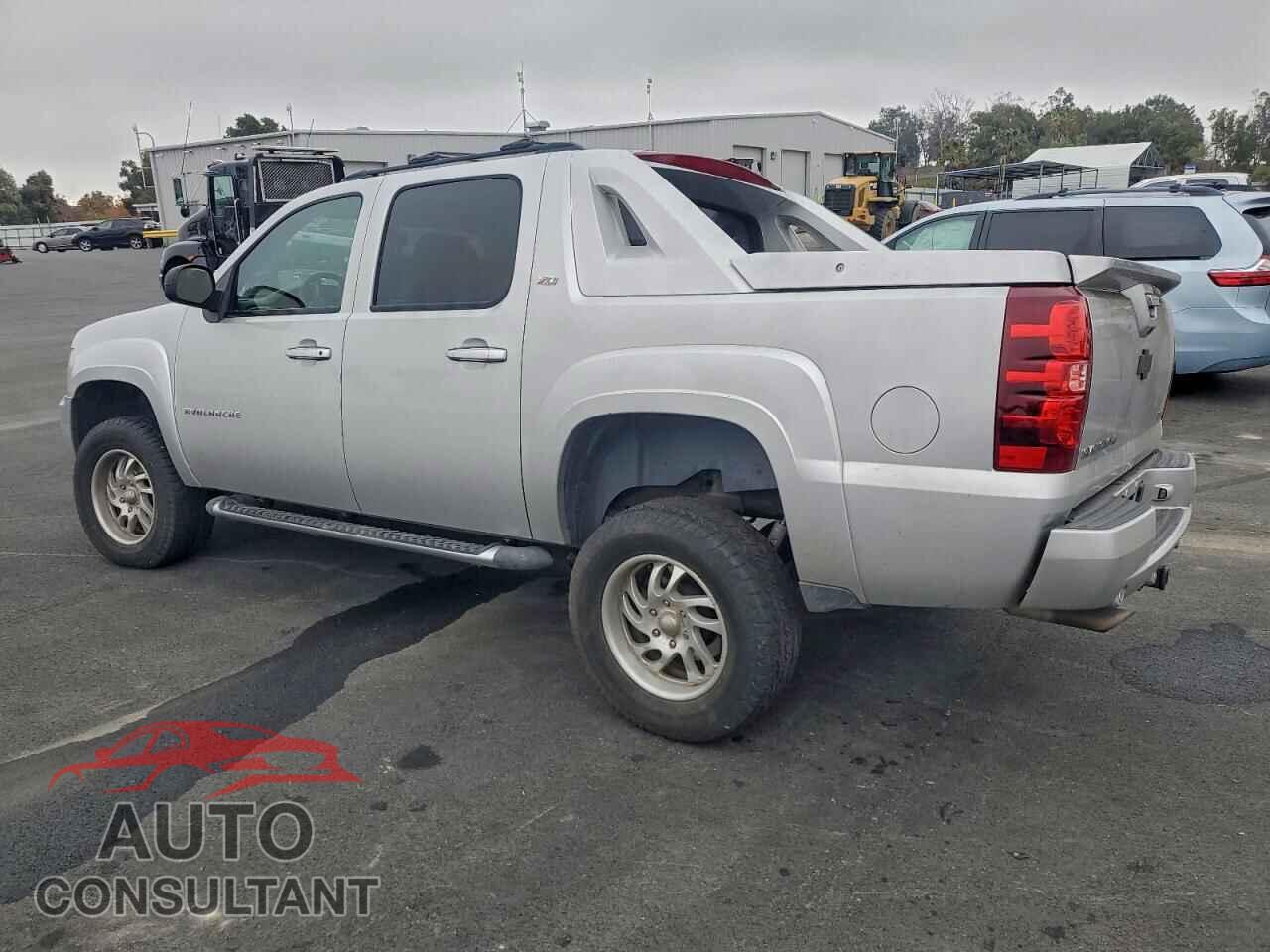 CHEVROLET AVALANCHE 2011 - 3GNTKFE38BG408264