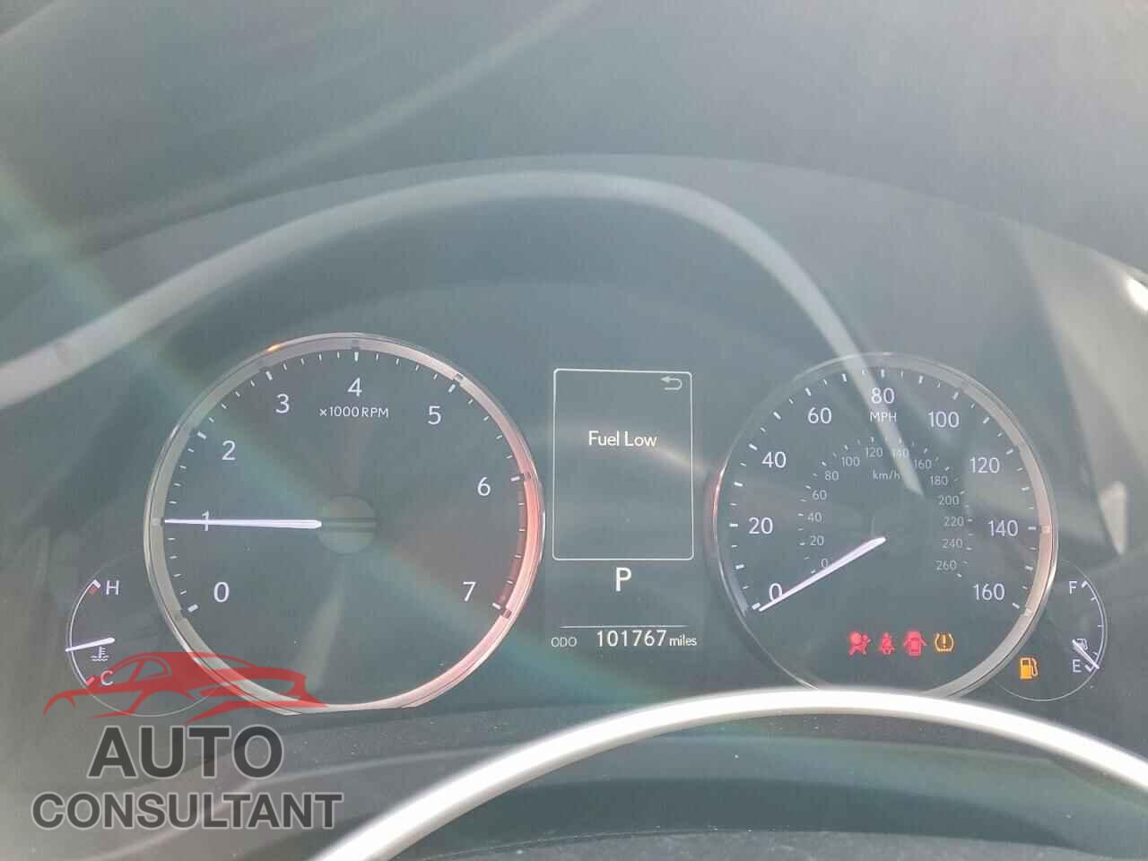LEXUS IS 2017 - JTHBA1D23H5051349