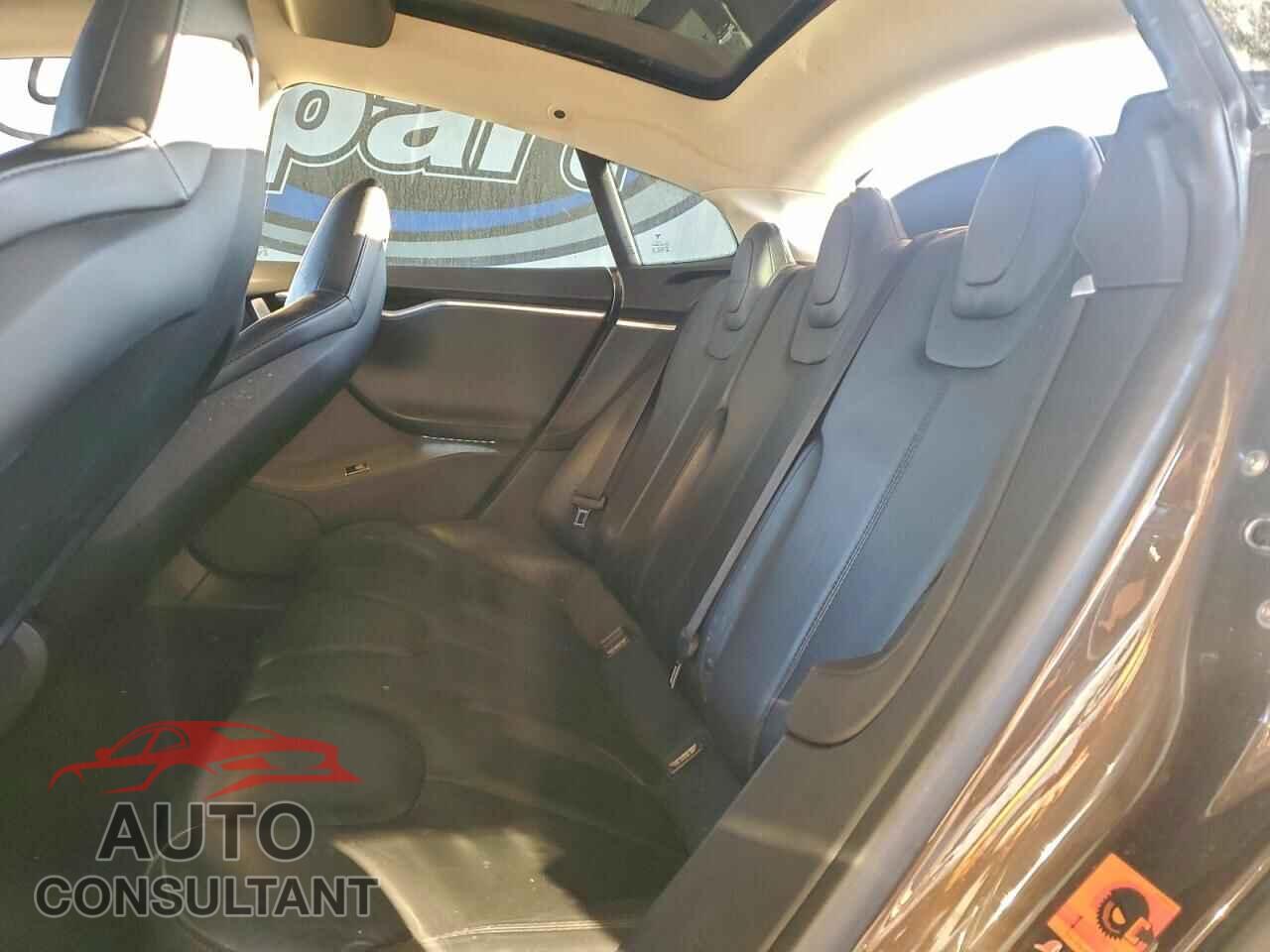 TESLA MODEL S 2013 - 5YJSA1CP1DFP28387