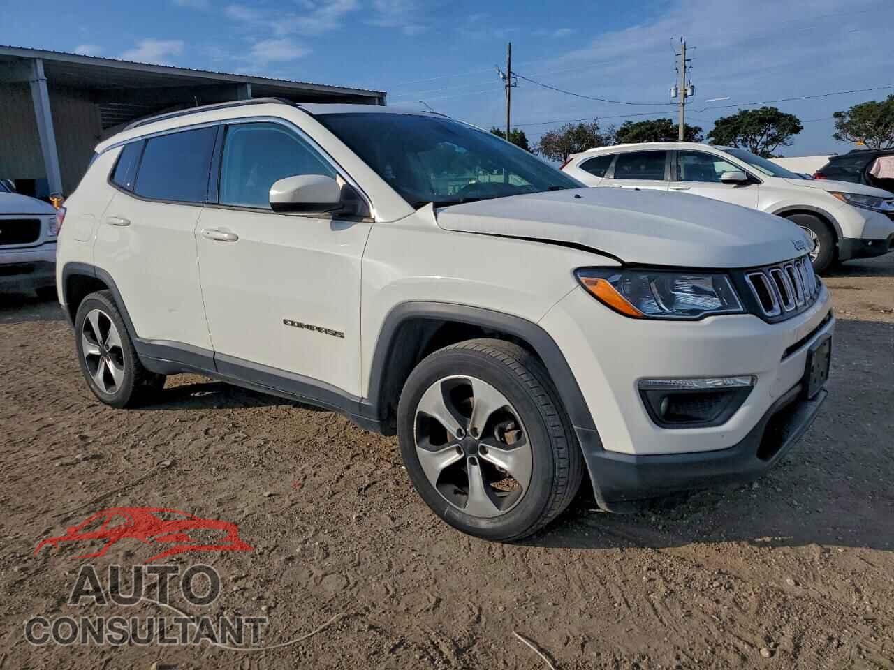 JEEP COMPASS 2018 - 3C4NJDBB2JT131606
