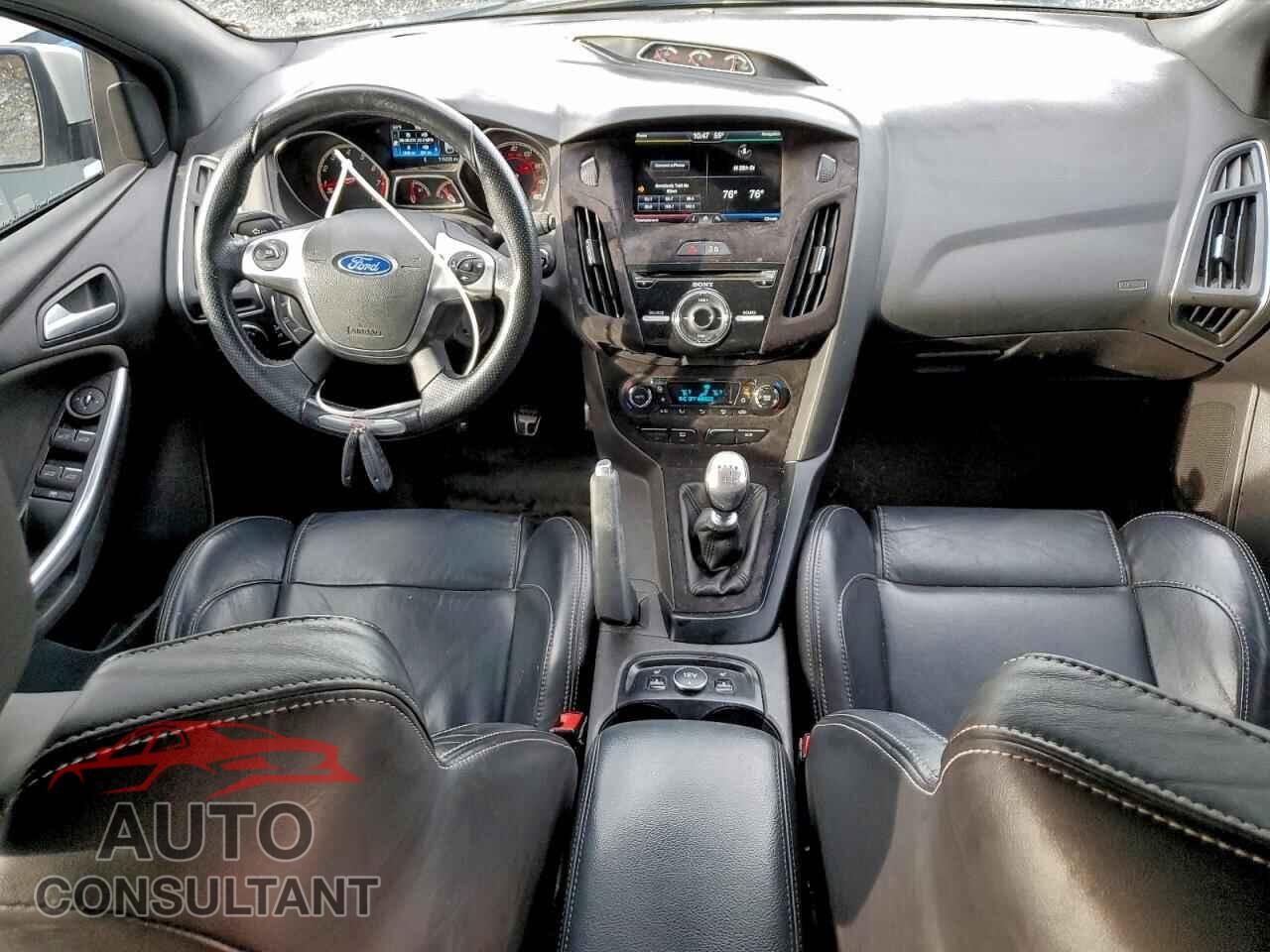 FORD FOCUS 2014 - 1FADP3L90EL358624