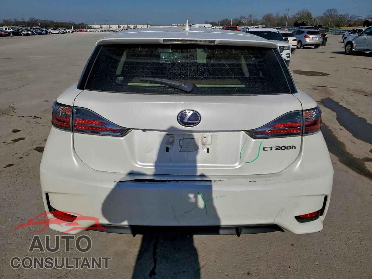 LEXUS CT 200 2014 - JTHKD5BH5E2180101