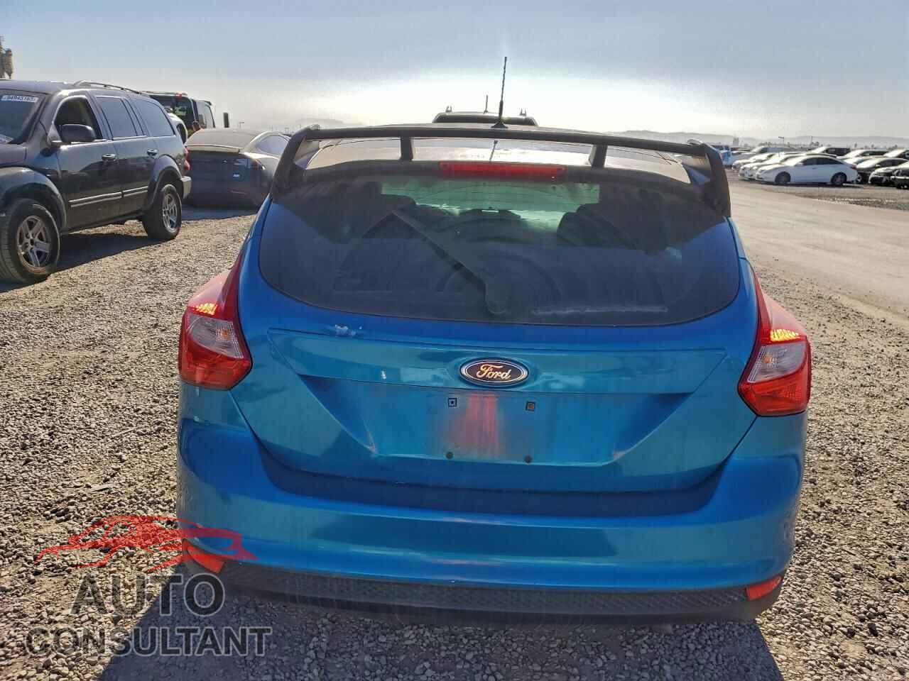 FORD FOCUS 2012 - 1FAHP3K27CL262797