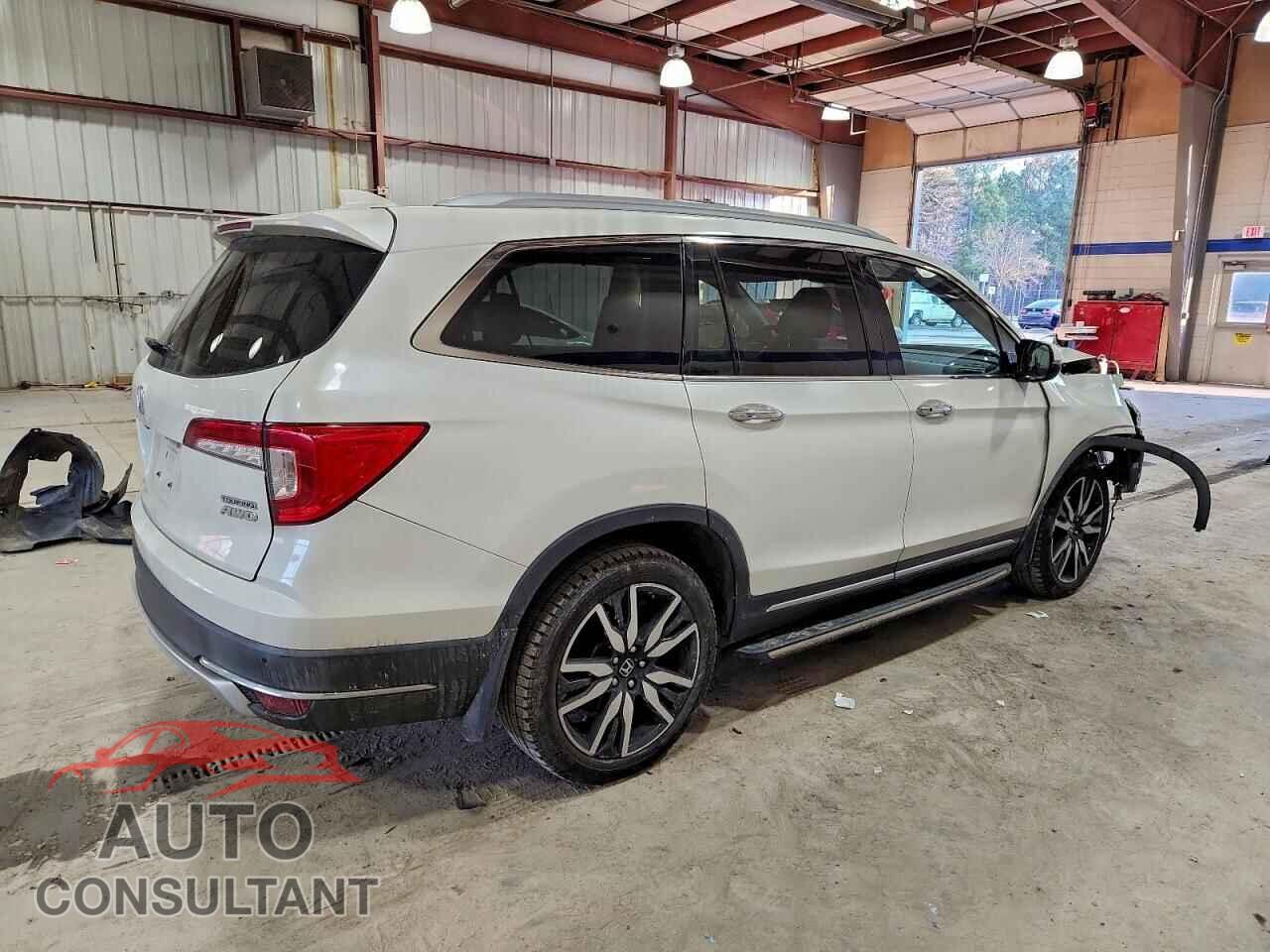 HONDA PILOT 2019 - 5FNYF6H99KB018976