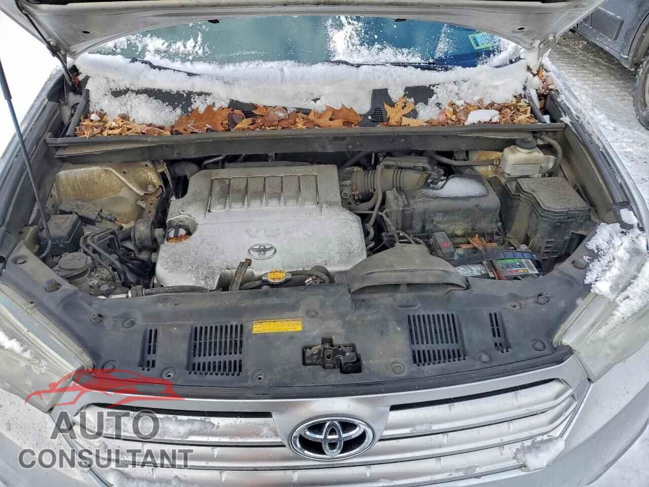 TOYOTA HIGHLANDER 2012 - 5TDBK3EH0CS136102