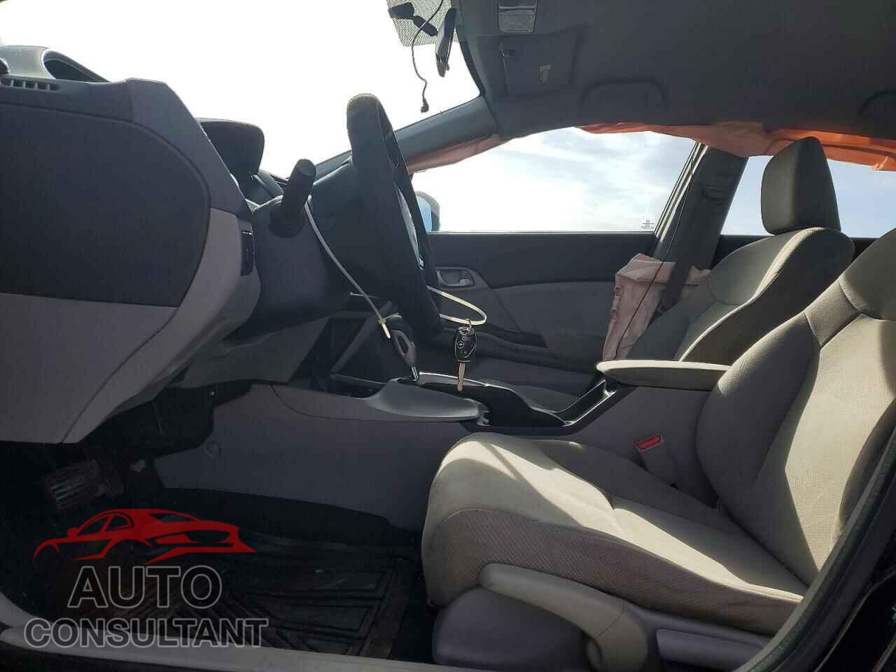 HONDA CIVIC 2012 - 19XFB2F52CE025853