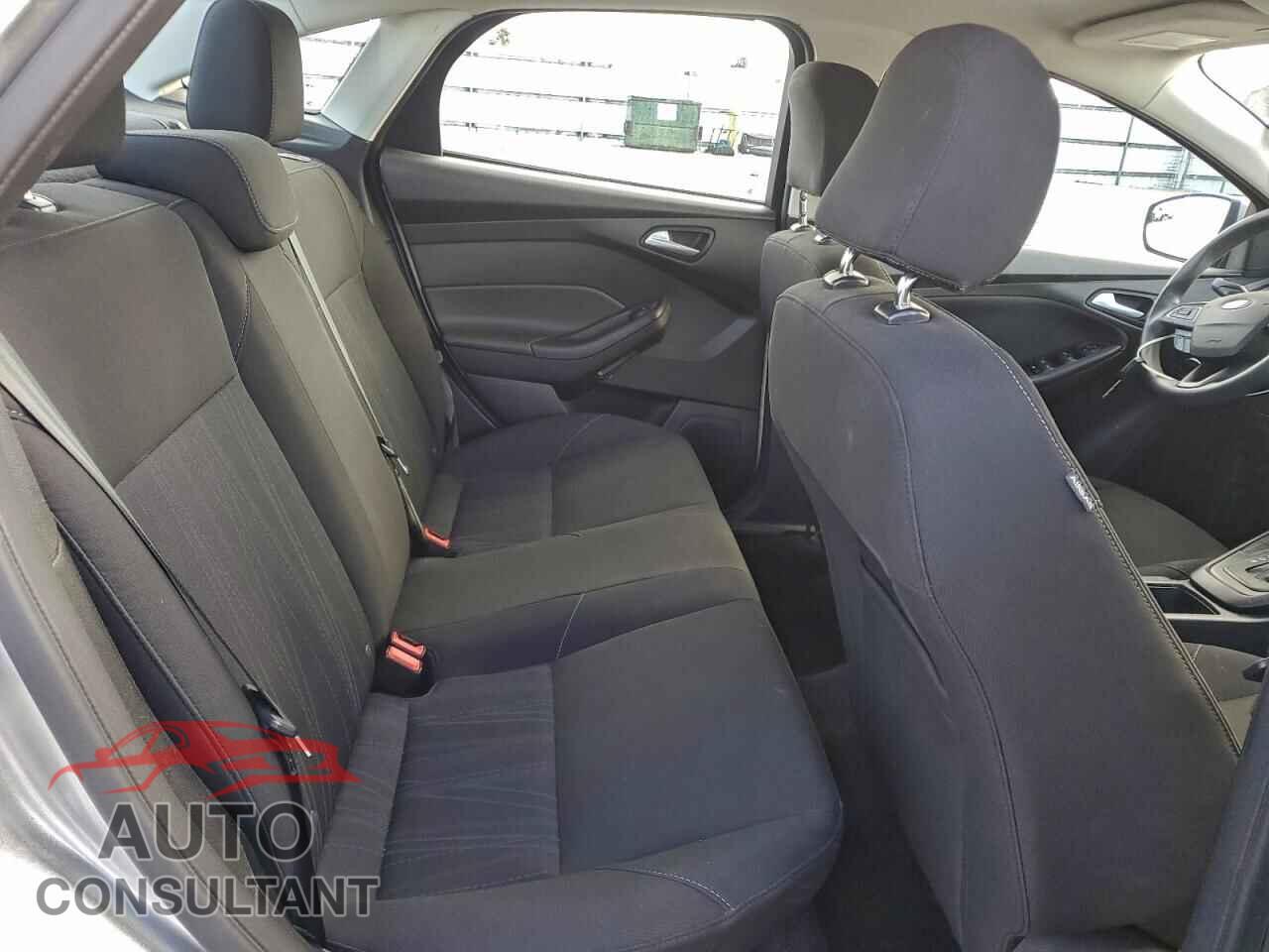 FORD FOCUS 2016 - 1FADP3FE9GL399541