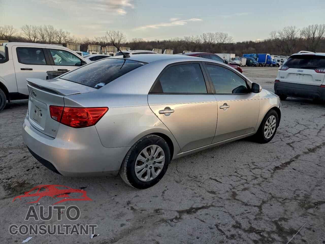 KIA FORTE 2013 - KNAFU4A21D5727384