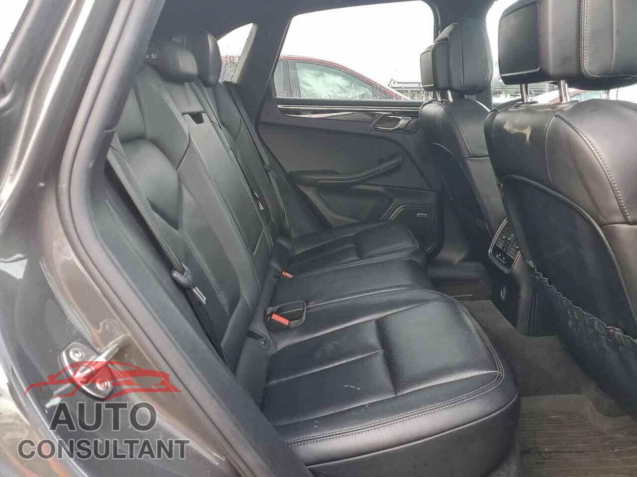 PORSCHE MACAN 2018 - WP1AA2A52JLB16547