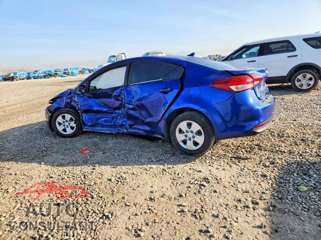 KIA FORTE 2017 - 3KPFK4A71HE017450
