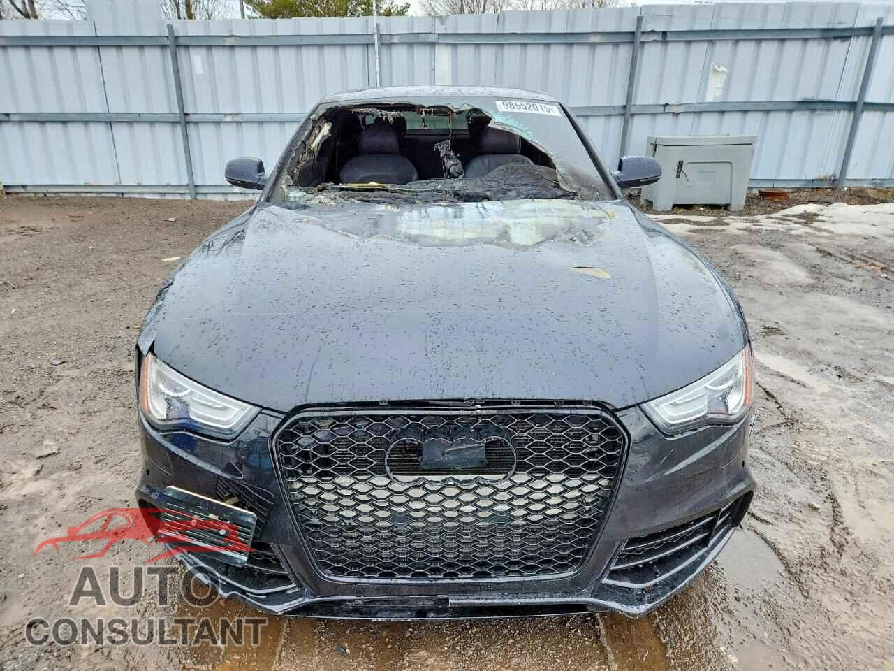 AUDI A5 2013 - WAUMFBFR1DA016111
