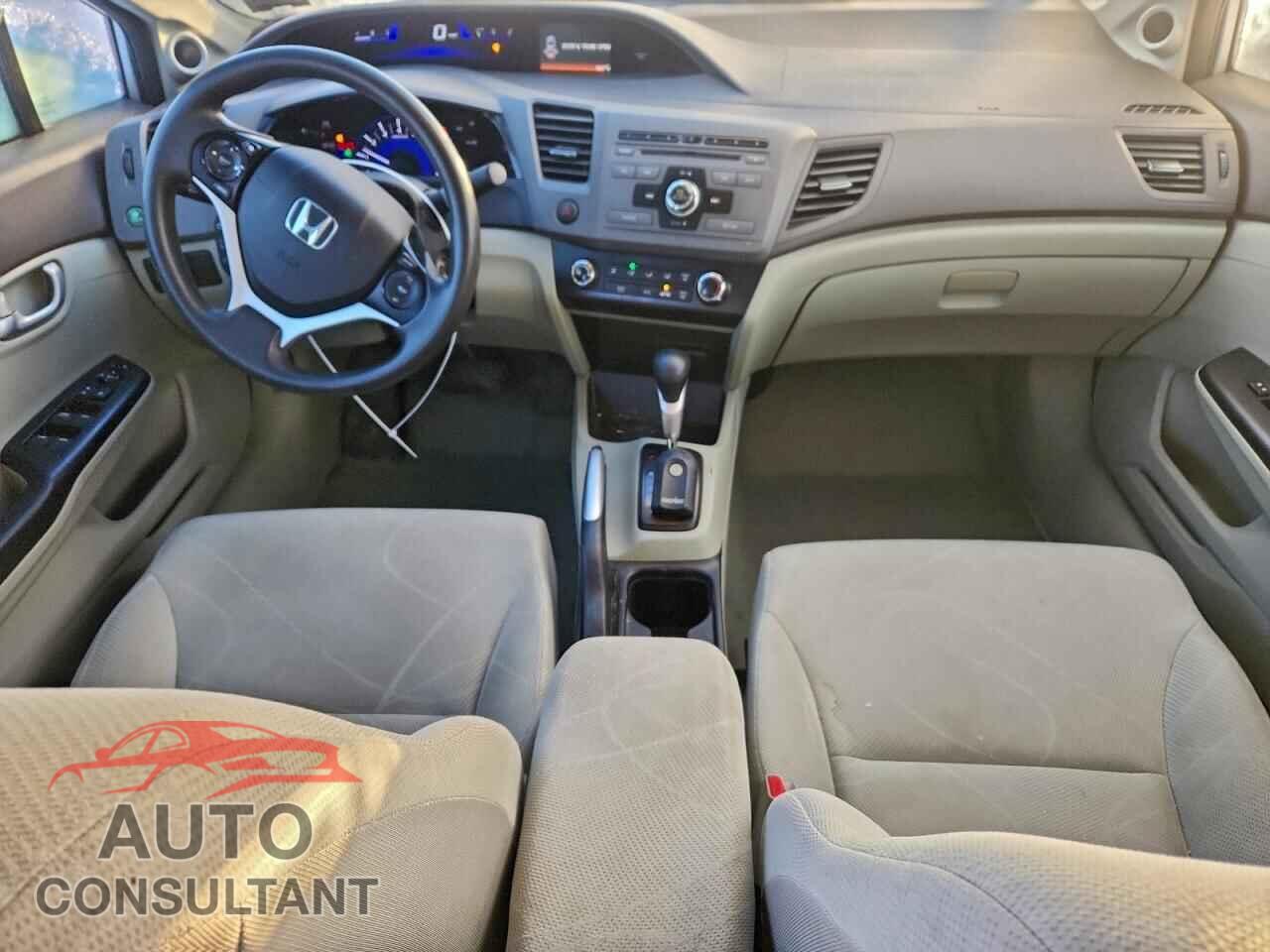 HONDA CIVIC 2012 - 2HGFB2F86CH577176