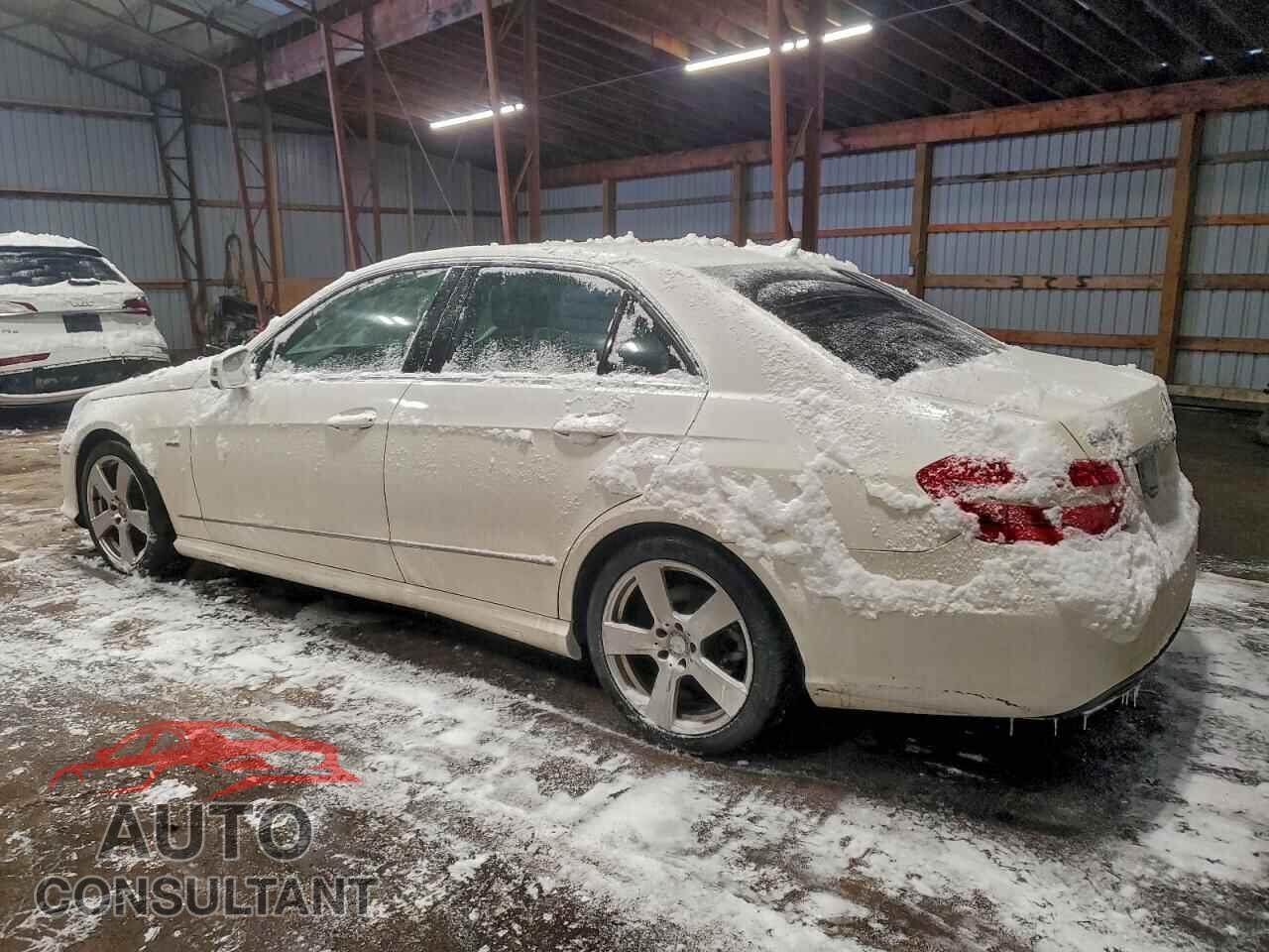 MERCEDES-BENZ E-CLASS 2012 - WDDHF82B1CA610265