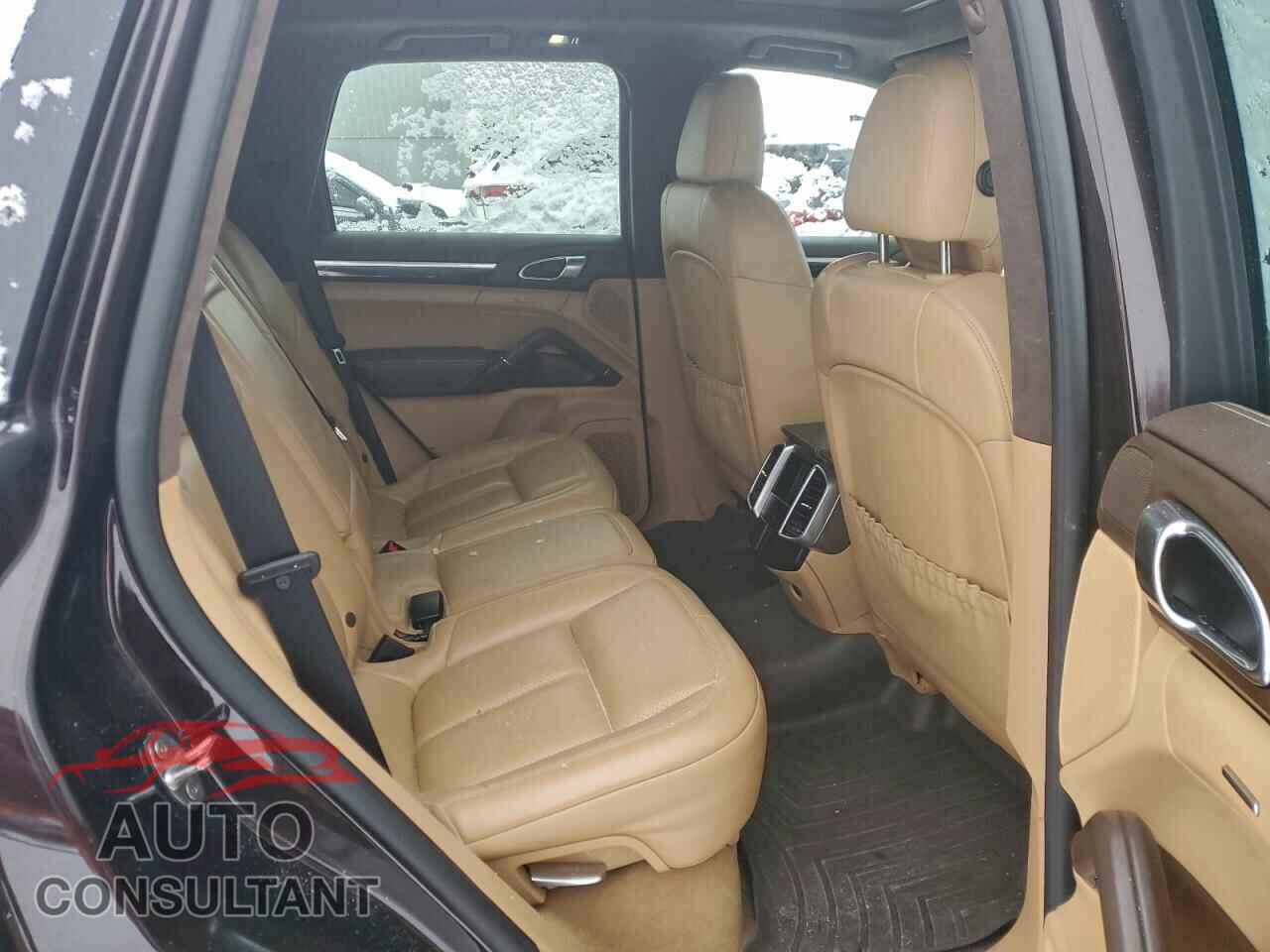 PORSCHE CAYENNE 2017 - WP1AA2A22HKA85290